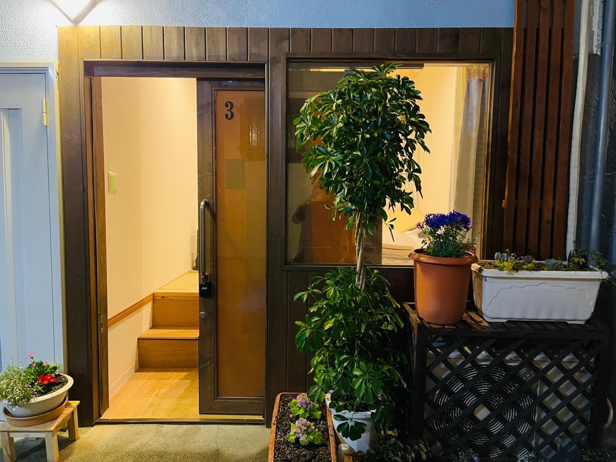 難波心斎橋10 Minutes民宿3号室 Villa Osaka Bagian luar foto